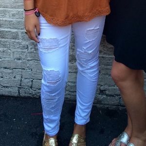 White destroyer vigoss jeans